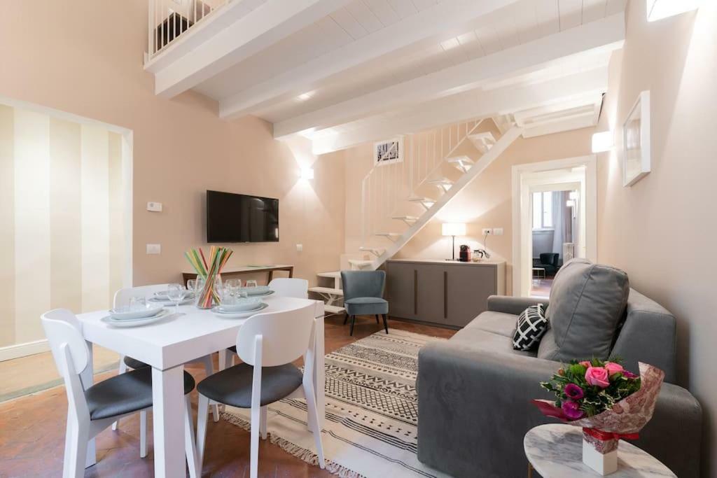 Scala Apartments Via Borgo Pinti ฟลอเรนซ์ ภายนอก รูปภาพ
